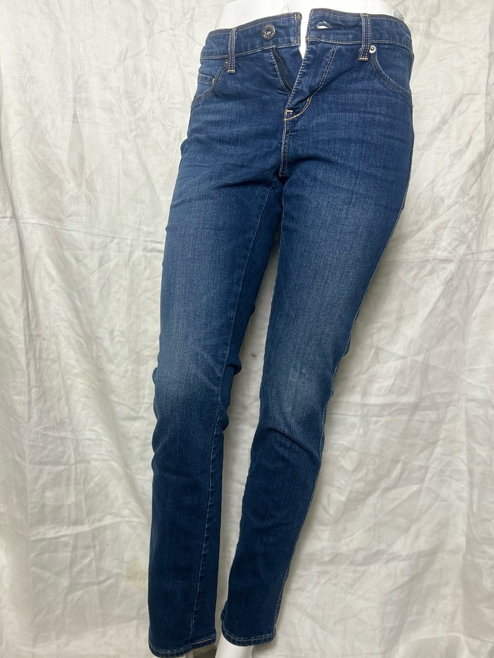 Levi’s skinny leg jeans